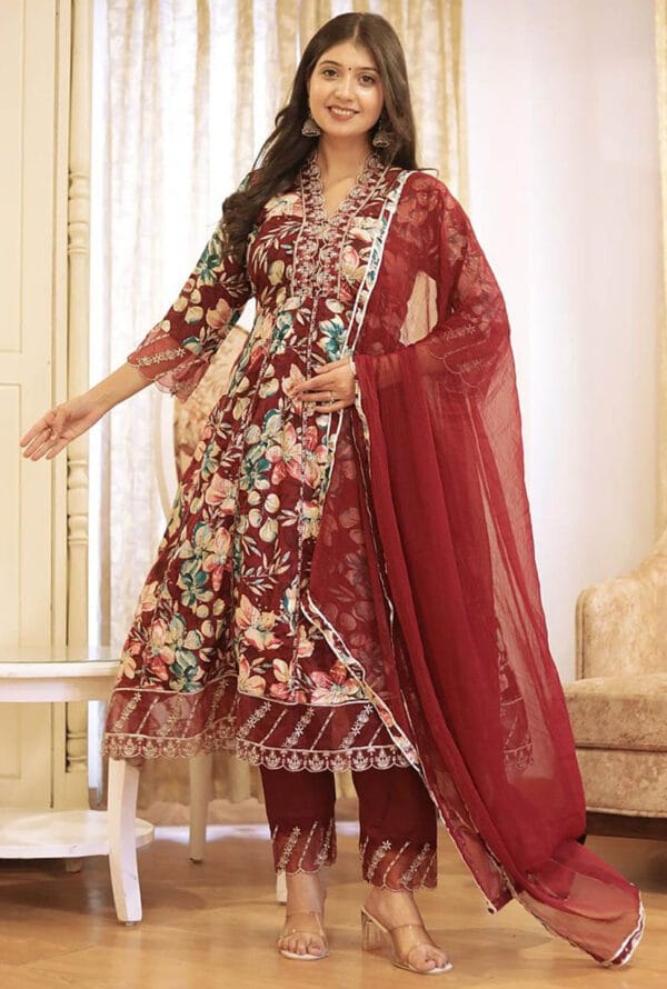 Women Embroidery Work V-Neck Ghera Kurti Pant with Dupatta