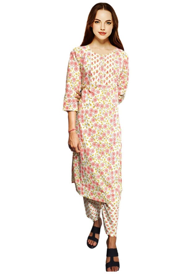 Women Embroidery Multicolor Kurti Pant -Set of 3 @ ₹ 999/-